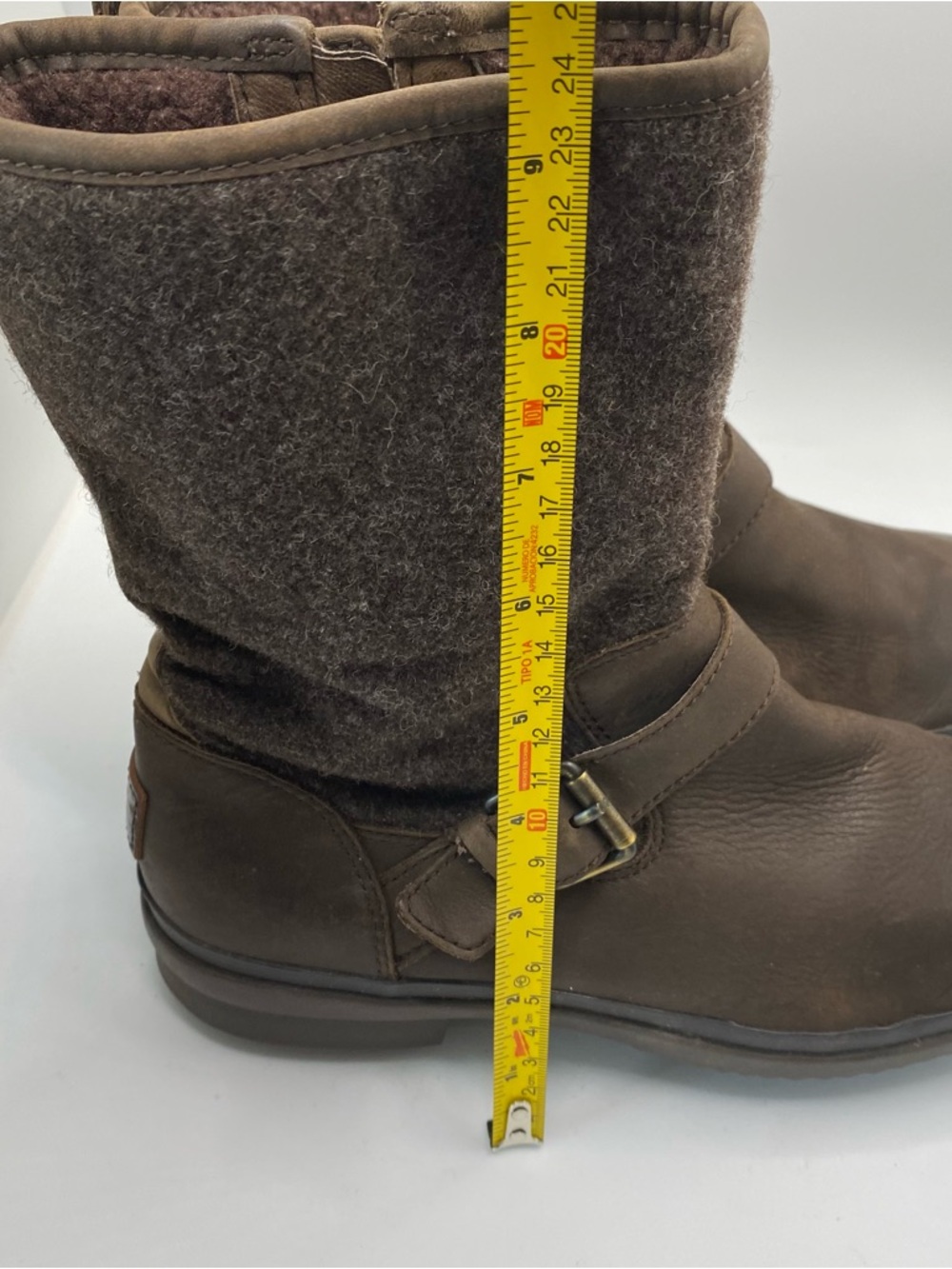 UGG Robbie Waterproof Leather Wool Boots Women's 8 Fleece Brown Buckle Outdoor - Picture 12 of 13